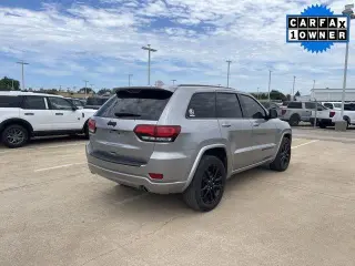 Jeep Grand Cherokee 2021 4x2 Laredo E 4dr SUV