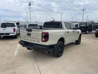 Ford Ranger 2025 4x2 XLT 4dr SuperCrew 5.0 ft. SB