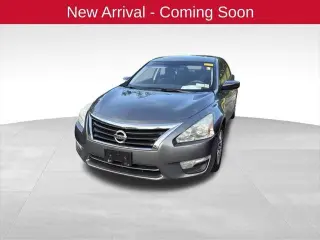 Nissan Altima 2015 2.5 S 4dr Sedan