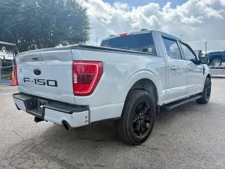 Ford F-150 2023 4x2 XL 4dr SuperCrew 5.5 ft. SB