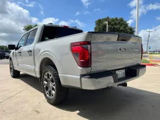 Ford F-150 2024 4x2 STX 4dr SuperCrew 5.5 ft. SB
