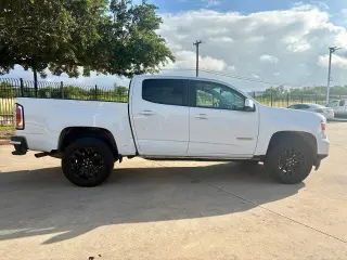 GMC Canyon 2022 4x2 Elevation 4dr Crew Cab 5 ft. SB