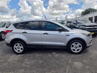 Ford Escape 2019 S 4dr SUV
