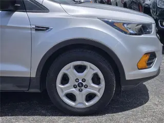 Ford Escape 2019 S 4dr SUV