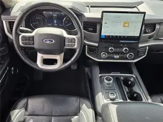 Ford Expedition 2024 4x4 XLT 4dr SUV