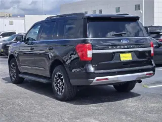 Ford Expedition 2024 4x4 XLT 4dr SUV