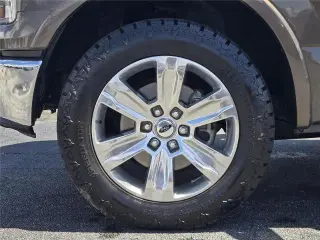 Ford F-150 2015 4x4 Platinum 4dr SuperCrew 5.5 ft. SB