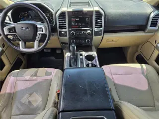 Ford F-150 2015 4x4 Platinum 4dr SuperCrew 5.5 ft. SB