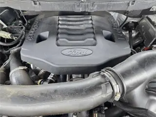 Ford F-150 2021 4x4 Platinum 4dr SuperCrew 5.5 ft. SB