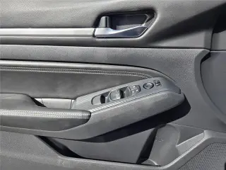 Nissan Altima 2019 2.5 SV 4dr Sedan