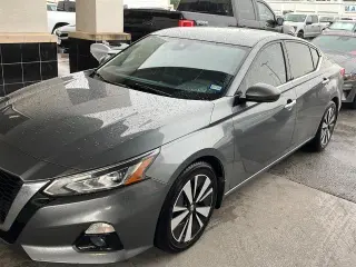 Nissan Altima 2019 2.5 SV 4dr Sedan
