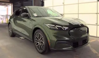 Ford Mustang Mach-E 2025 Premium 4dr SUV