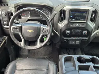 Chevrolet Silverado 1500 2019 4x2 Custom 4dr Crew Cab 5.8 ft. SB
