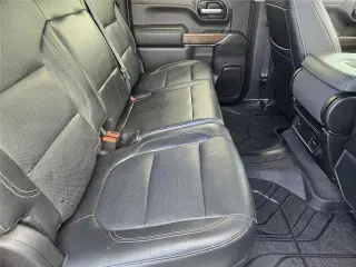 Chevrolet Silverado 1500 2019 4x2 Custom 4dr Crew Cab 5.8 ft. SB