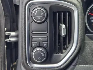Chevrolet Silverado 1500 2019 4x2 Custom 4dr Crew Cab 5.8 ft. SB