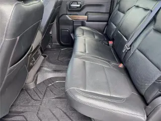 Chevrolet Silverado 1500 2019 4x2 Custom 4dr Crew Cab 5.8 ft. SB