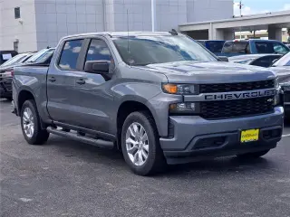 Chevrolet Silverado 1500 2019 4x2 Custom 4dr Crew Cab 5.8 ft. SB