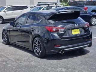 Mazda Mazda3 2018 Touring 4dr Hatchback 6M