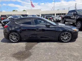 Mazda Mazda3 2018 Touring 4dr Hatchback 6M
