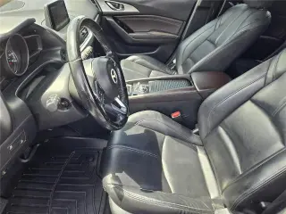 Mazda Mazda3 2018 Touring 4dr Hatchback 6M