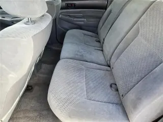 Toyota Tacoma 2010 4x2 PreRunner V6 4dr Double Cab 5.0 ft SB 5A