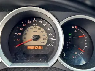 Toyota Tacoma 2010 4x2 PreRunner V6 4dr Double Cab 5.0 ft SB 5A