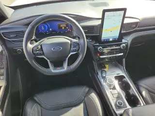 Ford Explorer 2023 AWD ST 4dr SUV