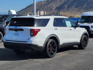 Ford Explorer 2023 AWD ST 4dr SUV