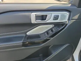 Ford Explorer 2023 AWD ST 4dr SUV