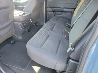 Ford F-150 2023 4x2 XL 4dr SuperCrew 5.5 ft. SB