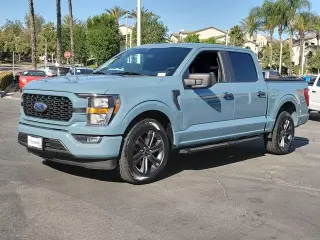 Ford F-150 2023 4x2 XL 4dr SuperCrew 5.5 ft. SB
