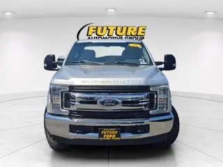 Ford F-250 Super Duty 2018 4x2 Lariat 4dr SuperCab 6.8 ft. SB Pickup