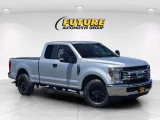 Ford F-250 Super Duty 2018 4x2 Lariat 4dr SuperCab 6.8 ft. SB Pickup