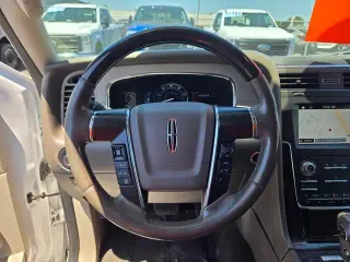 Lincoln Navigator L 2017 4x4 Select 4dr SUV
