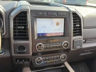 Ford Expedition 2021 4x2 XLT 4dr SUV