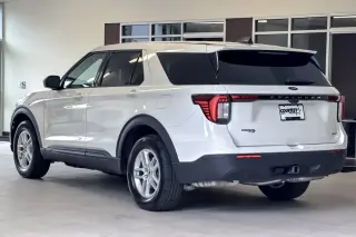 Ford Explorer 2026 AWD Active 4dr SUV
