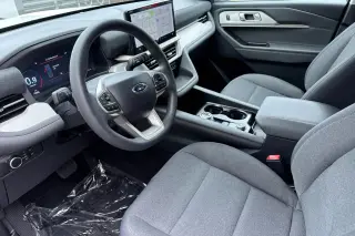 Ford Explorer 2026 AWD Active 4dr SUV