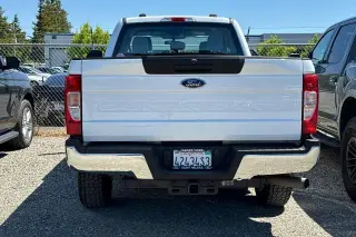 Ford F-250 Super Duty 2022 4x2 Lariat 4dr SuperCab 6.8 ft. SB Pickup