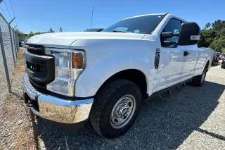 Ford F-250 Super Duty 2022 4x2 Lariat 4dr SuperCab 6.8 ft. SB Pickup