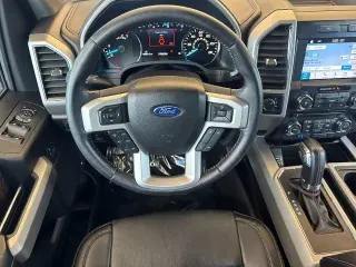 Ford F-150 2018 4x4 King Ranch 4dr SuperCrew 5.5 ft. SB