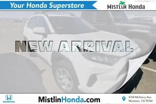 Toyota RAV4 2021 AWD LE 4dr SUV