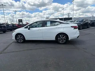Nissan Versa 2024 SV 4dr Sedan