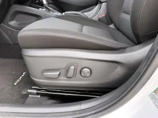 Hyundai KONA 2023 AWD SEL 4dr Crossover
