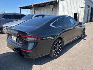 Honda Accord Hybrid 2024 Touring 4dr Sedan