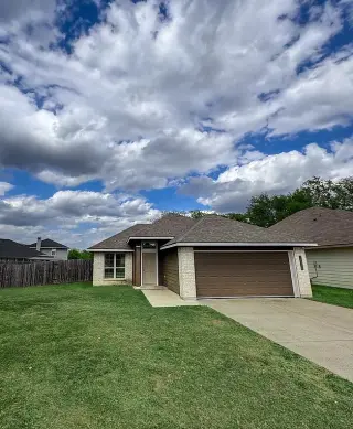Propiedad en alquiler con 3 habitaciones y 2 baños en Waco