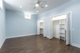 Propiedad en alquiler con 5 habitaciones y 3 baños en Chicago