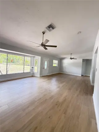 Propiedad en alquiler con 3 habitaciones y 2 baños en Bonita Springs