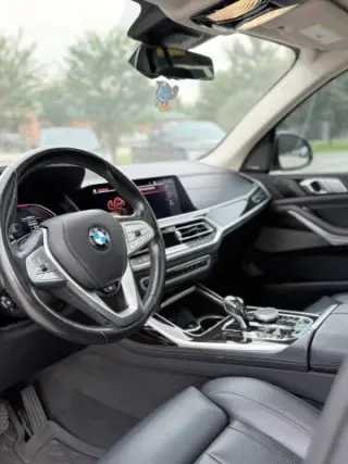 2019 BMW X7
