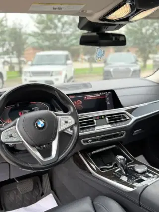 2019 BMW X7