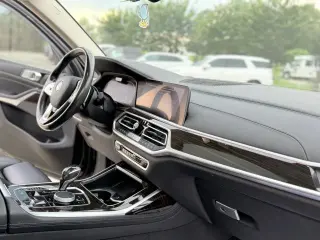 2019 BMW X7